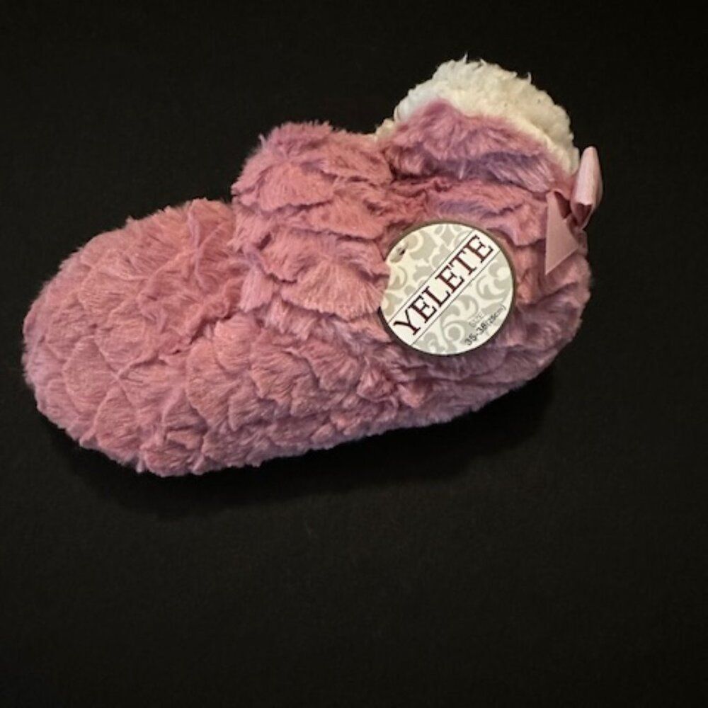 Mauve & Cream Faux Sherpa Lined Slippers  7920  NWT Boutique